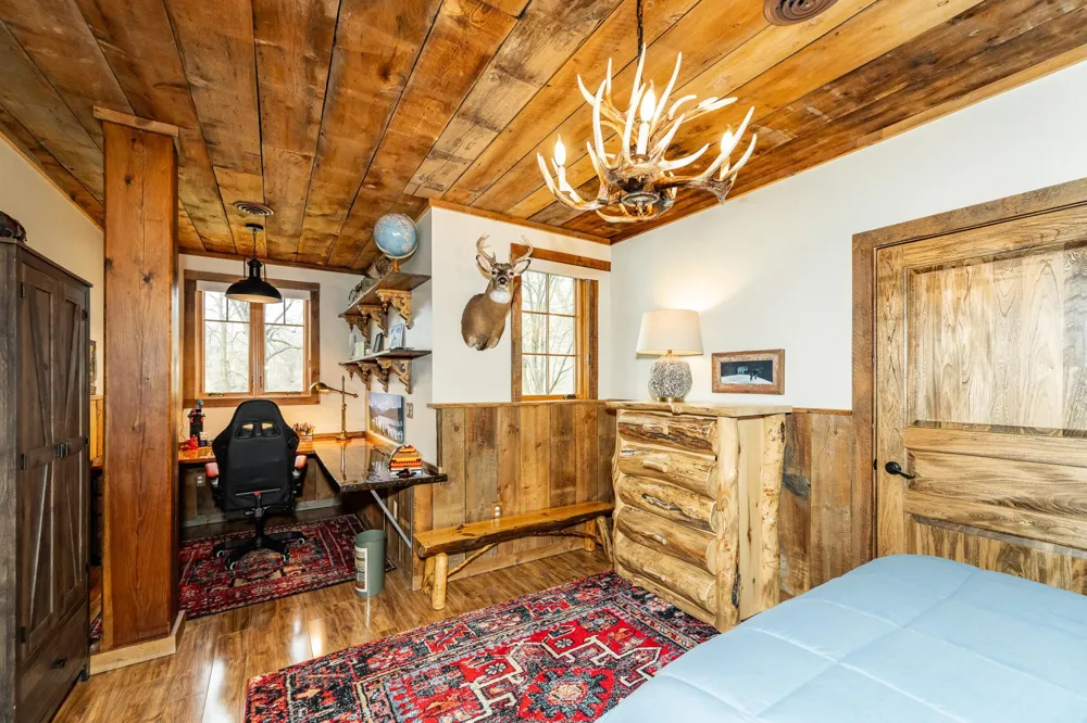 13345 25th Avenue NW Oronoco, MN 55960