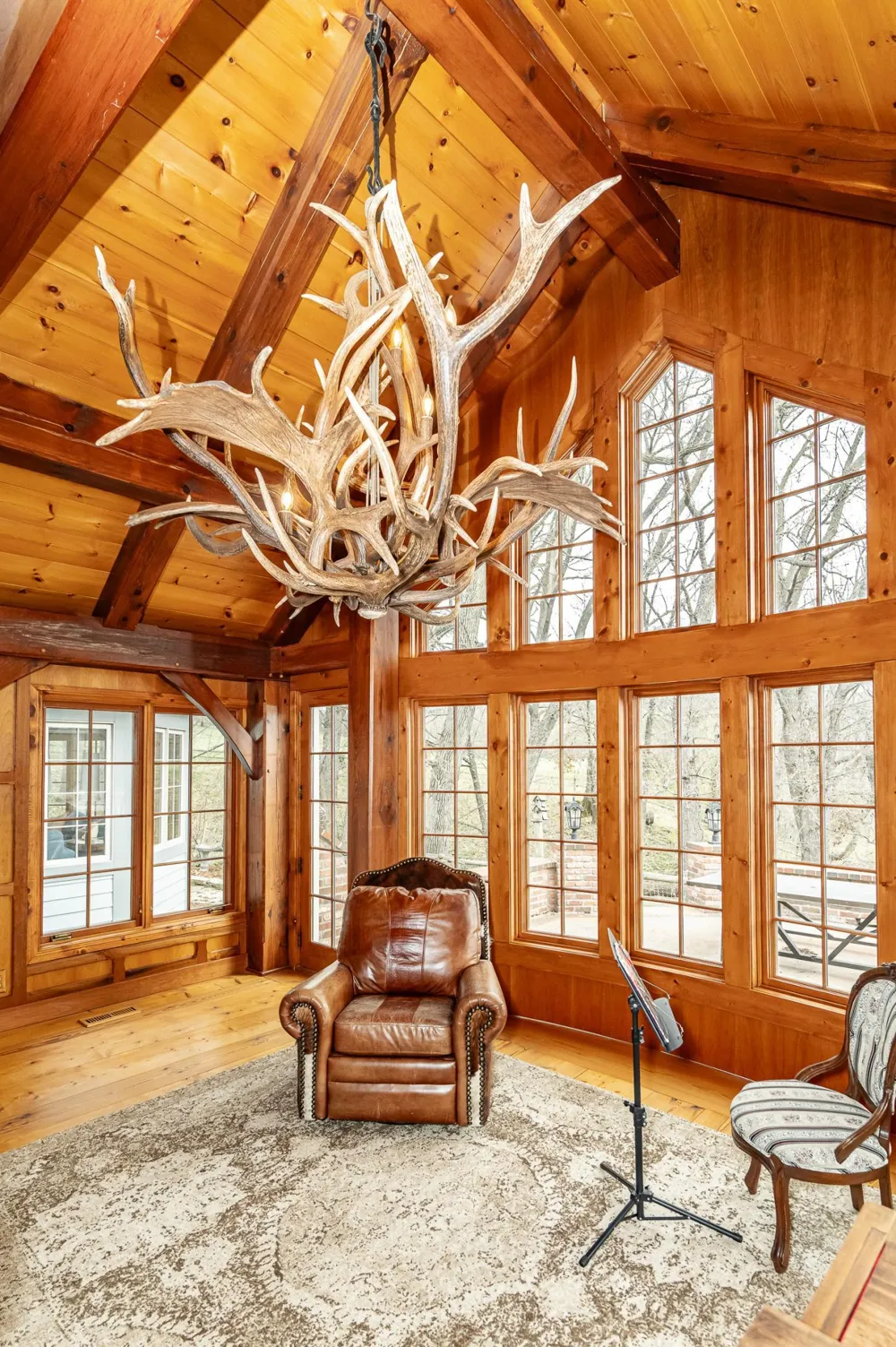 13345 25th Avenue NW Oronoco, MN 55960