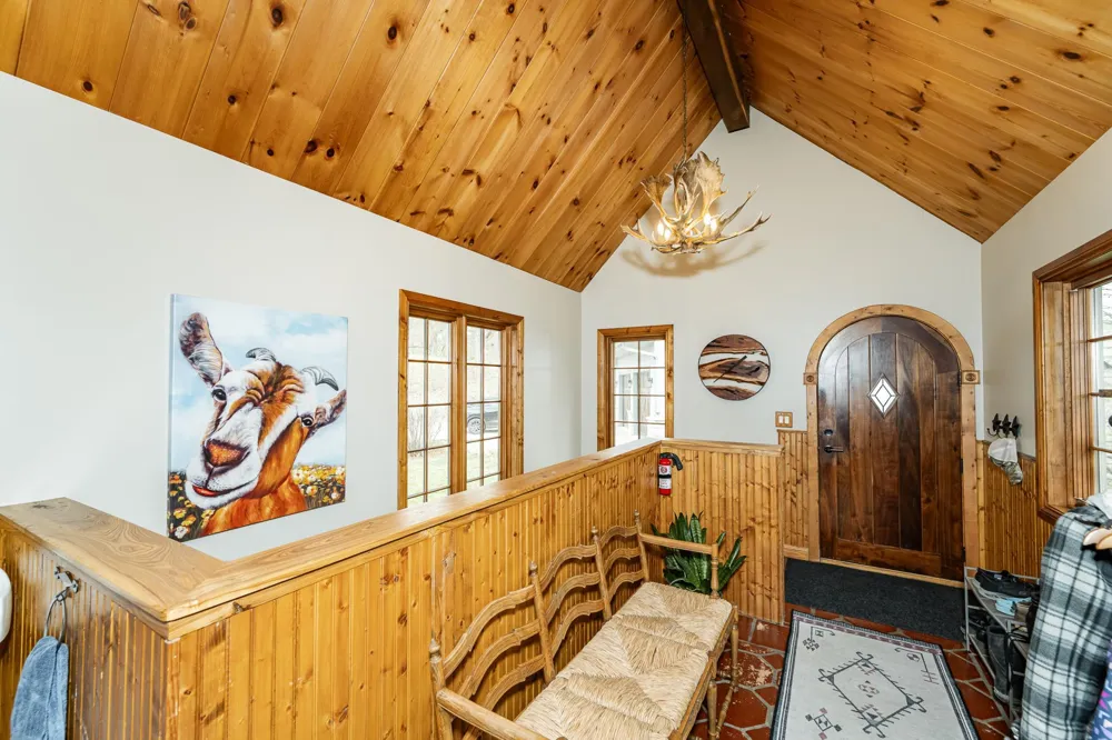 13345 25th Avenue NW Oronoco, MN 55960