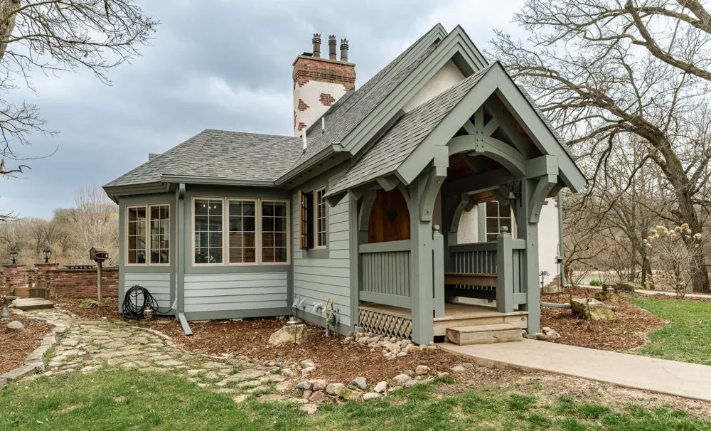 13345 25th Avenue NW Oronoco, MN 55960