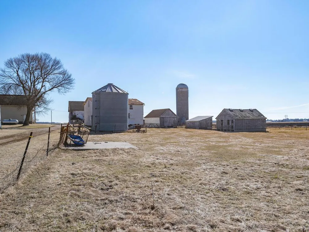 13550 County Road 51 Cologne, MN 55322