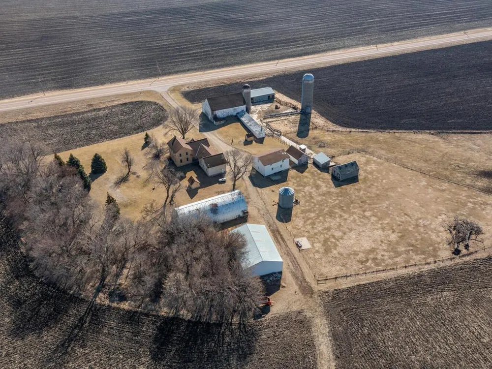 13550 County Road 51 Cologne, MN 55322