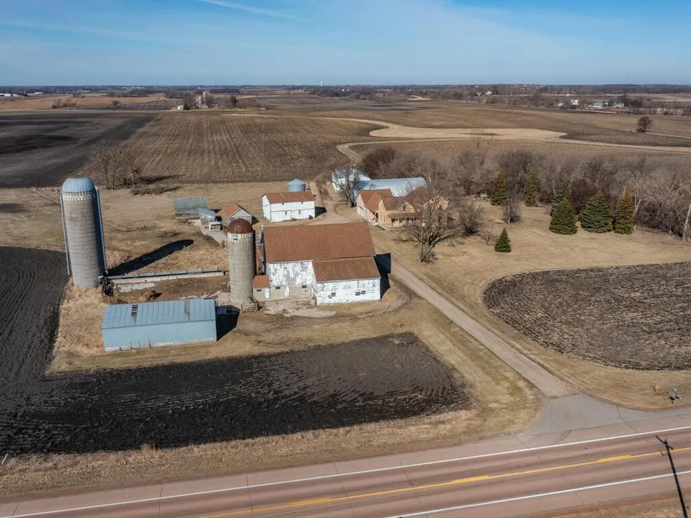 13550 County Road 51 Cologne, MN 55322