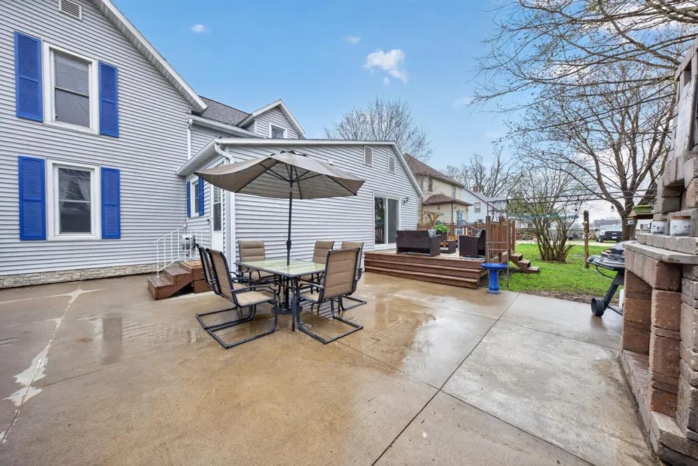 240 Main Street W Elgin, MN 55932
