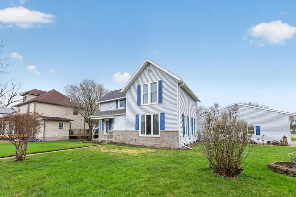 240 Main Street W Elgin, MN 55932