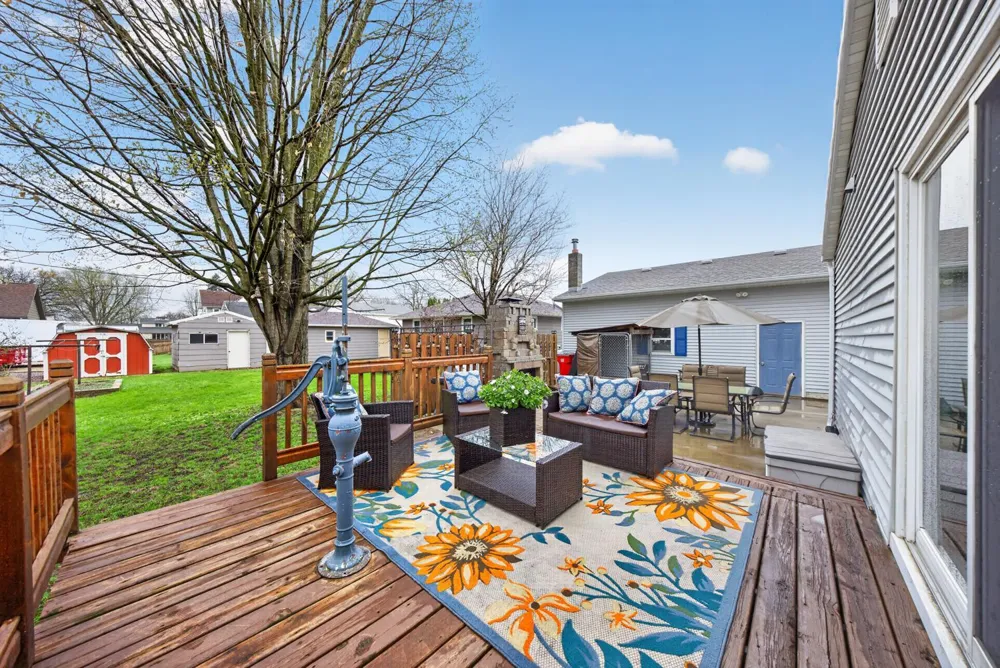 240 Main Street W Elgin, MN 55932