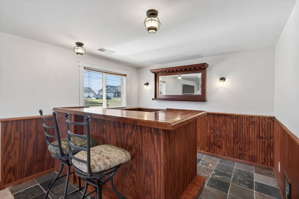 929 Farmers Ridge Trail Belle Plaine, MN 56011