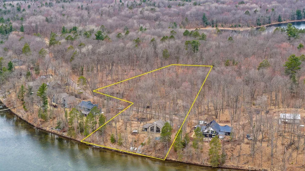 1203 Peterson Trail Spooner, WI 54801