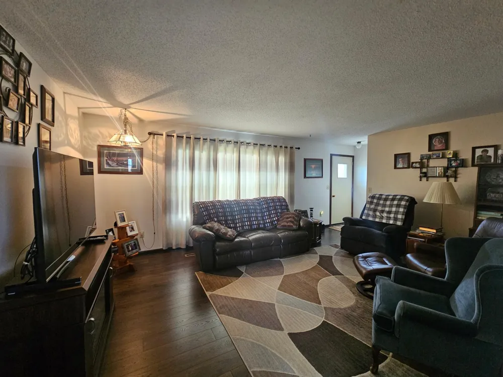 306 Enterprise Drive Mooreton, ND 58061