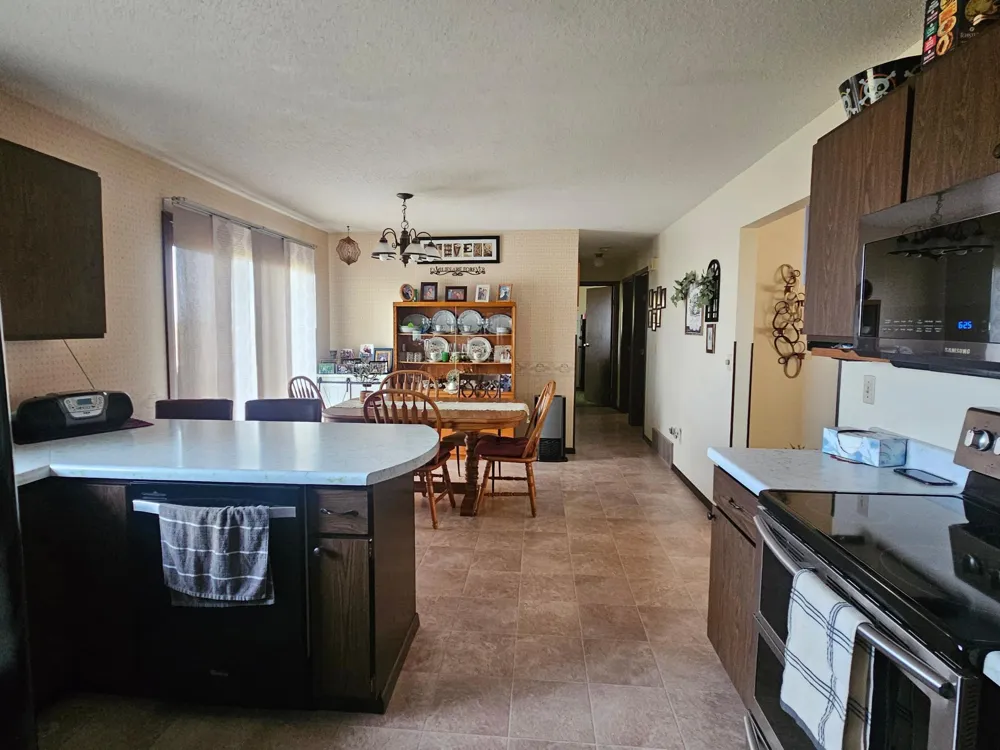 306 Enterprise Drive Mooreton, ND 58061