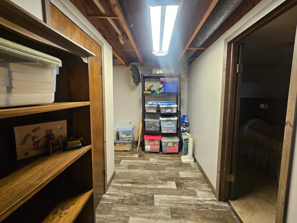 306 Enterprise Drive Mooreton, ND 58061