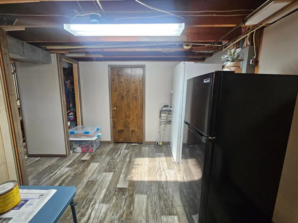 306 Enterprise Drive Mooreton, ND 58061