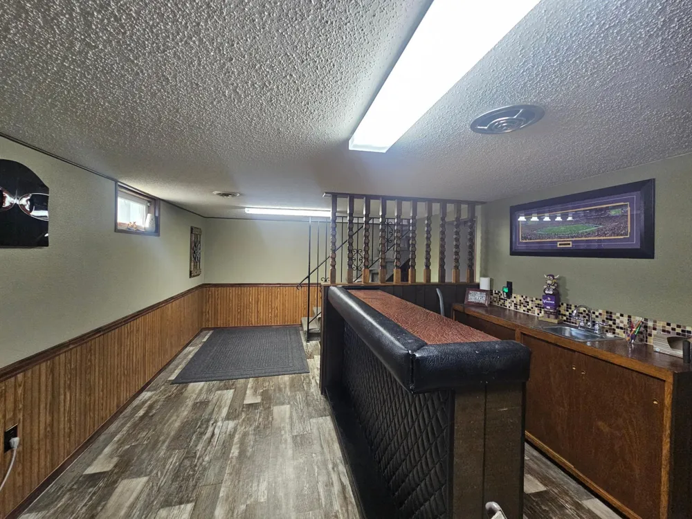 306 Enterprise Drive Mooreton, ND 58061