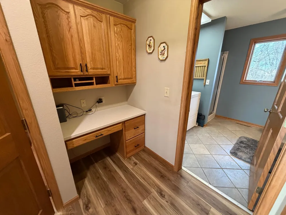 16612 670th Avenue Alden, MN 56009