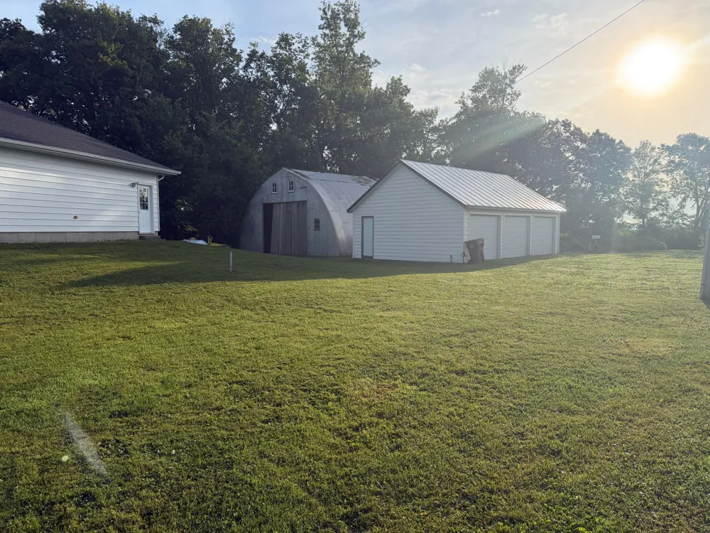 16612 670th Avenue Alden, MN 56009
