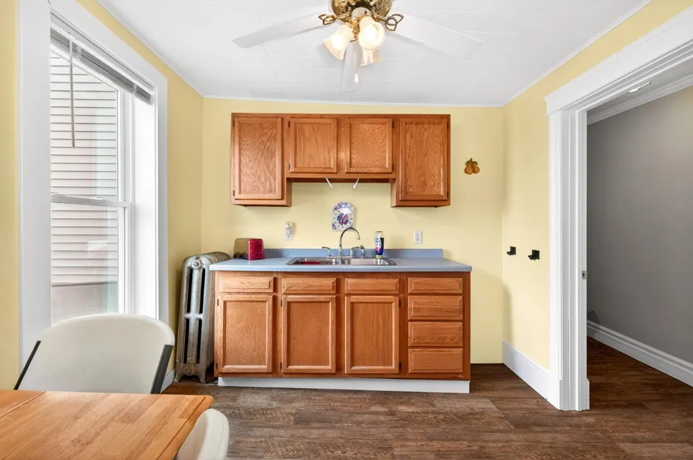 202 3rd Avenue SE Barnesville, MN 56514