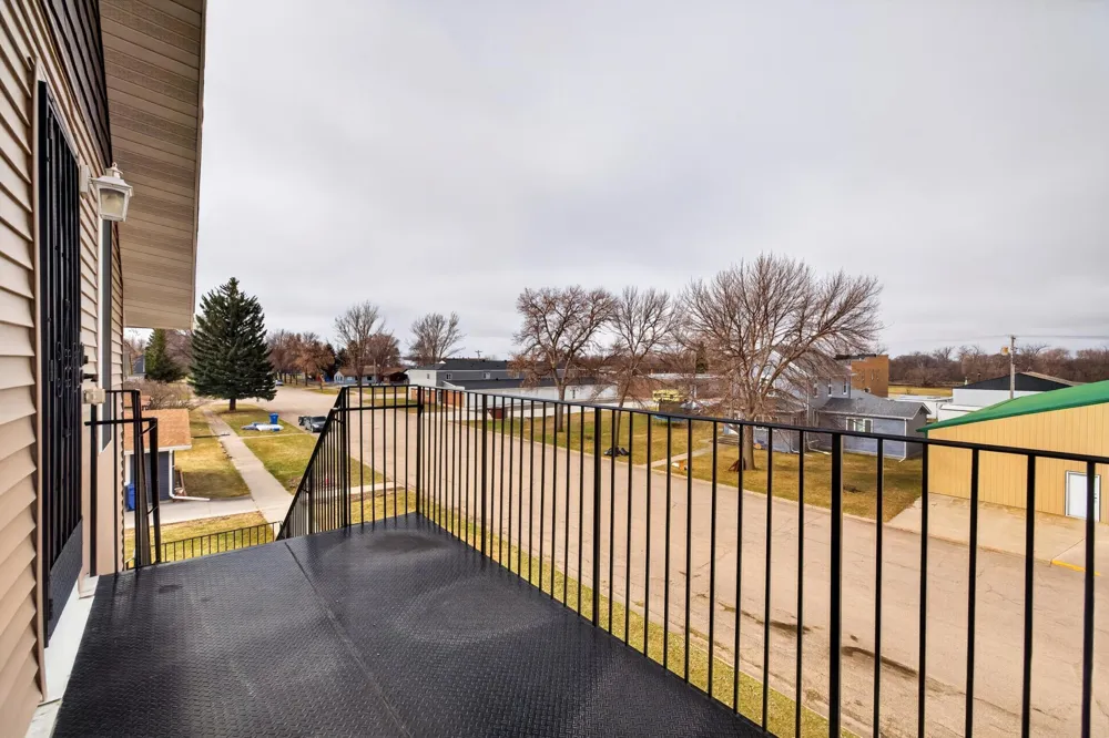 202 3rd Avenue SE Barnesville, MN 56514