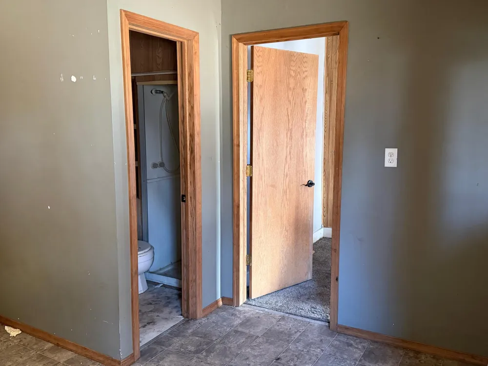 125 2nd Street Eagle Lake, MN 56024