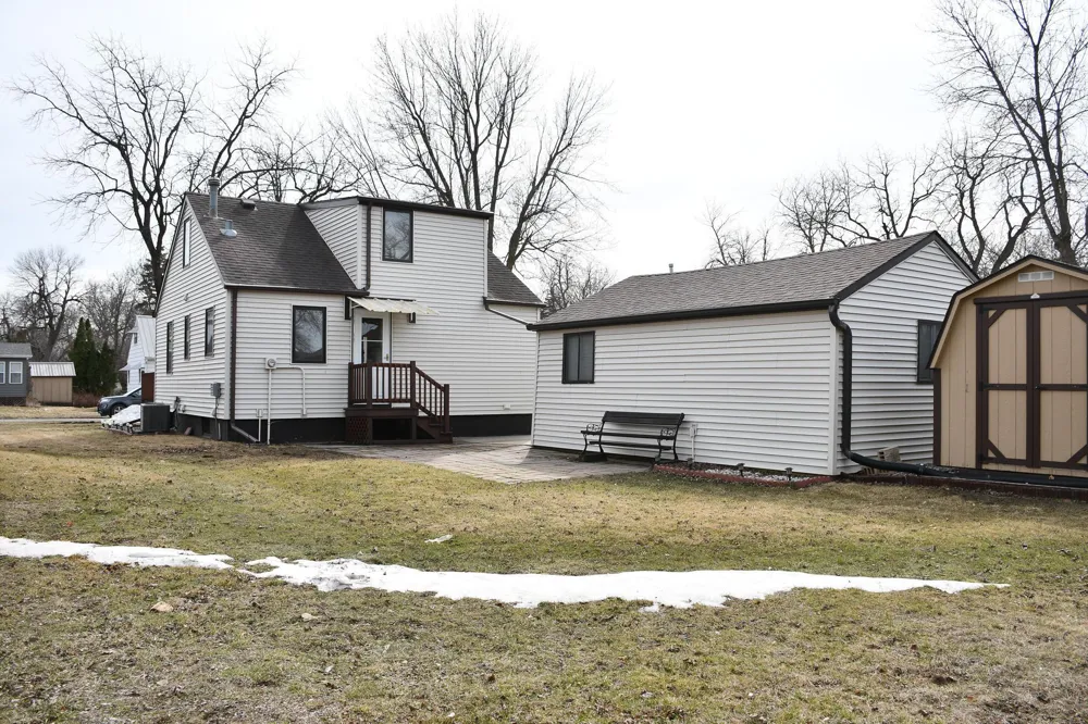 1539 Dover Street Worthington, MN 56187