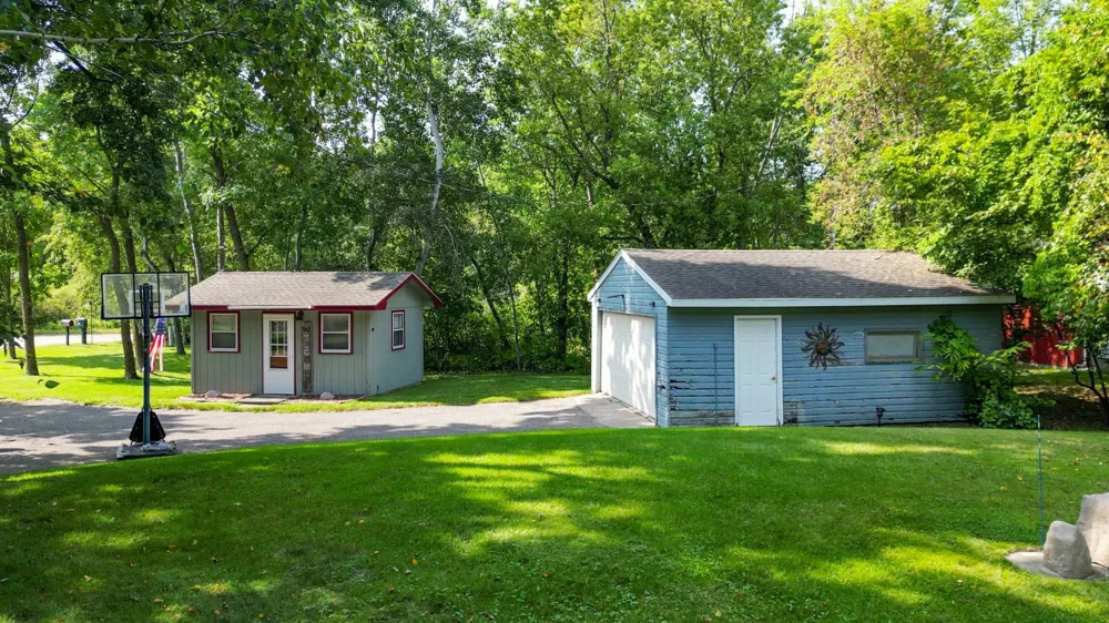 32352 330th Avenue Richville, MN 56576