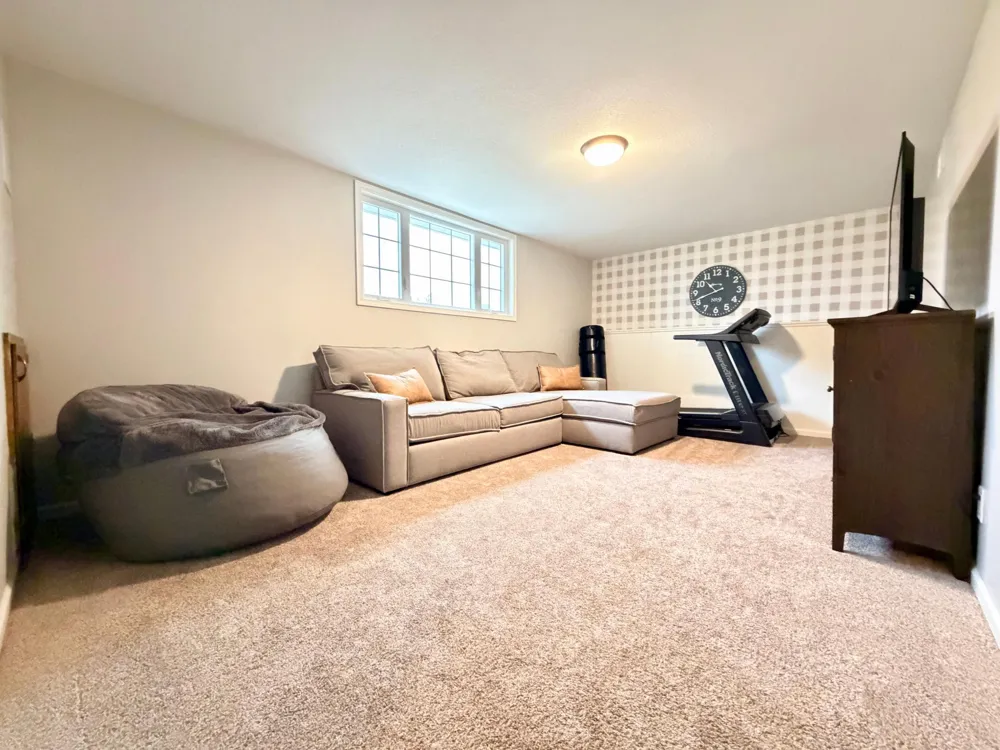 1511 Eckerson Drive Worthington, MN 56187