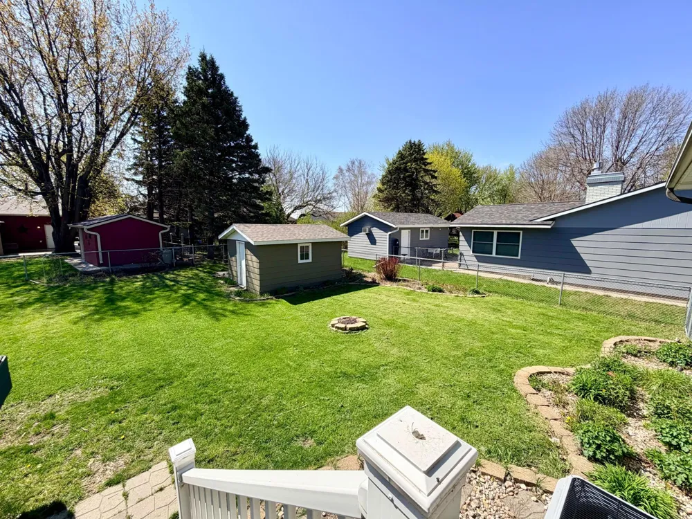 1511 Eckerson Drive Worthington, MN 56187