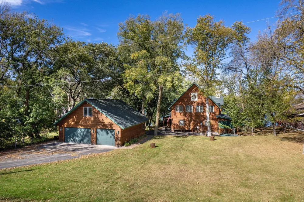 22127 Statesboro Drive Battle Lake, MN 56524