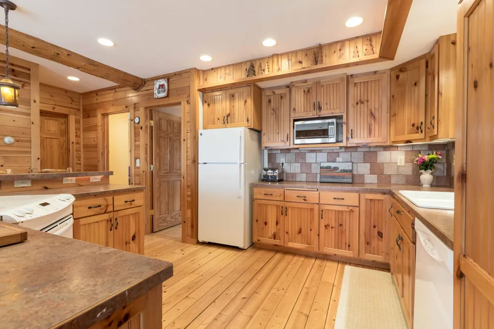 22127 Statesboro Drive Battle Lake, MN 56524