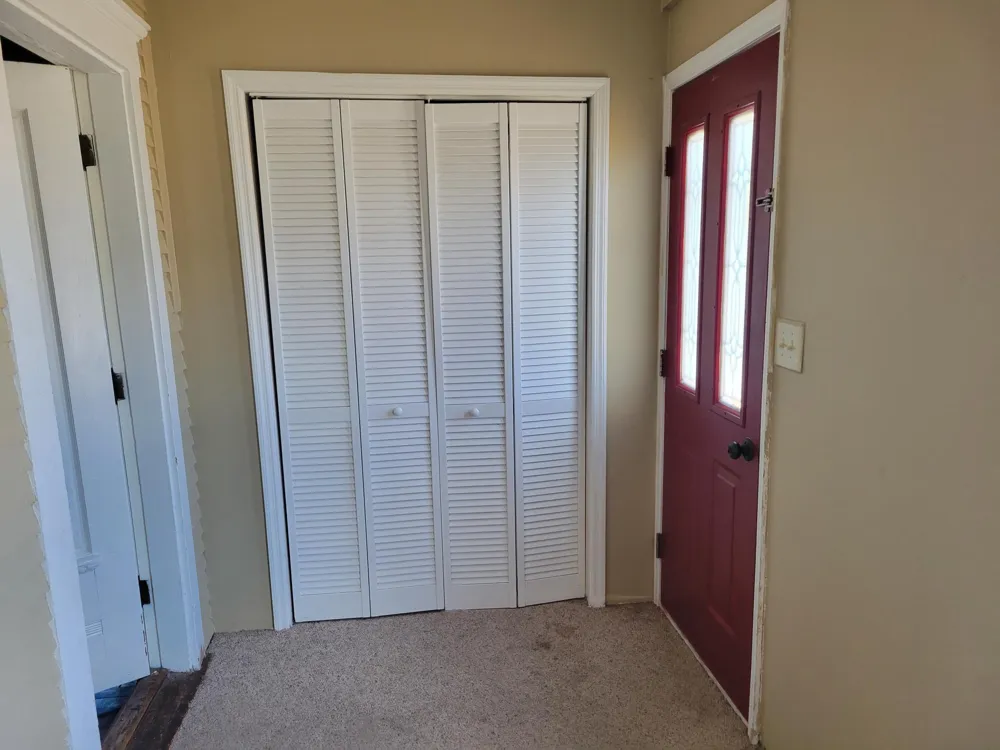 933 Labree Avenue Thief River Falls, MN 56701