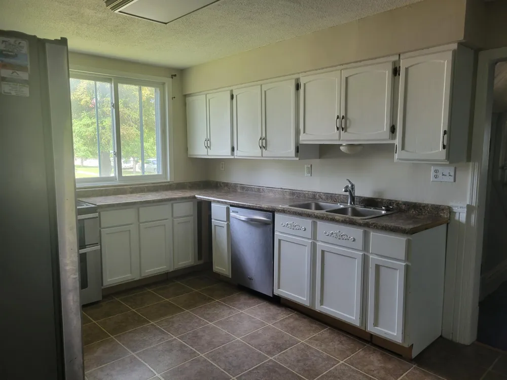 933 Labree Avenue Thief River Falls, MN 56701