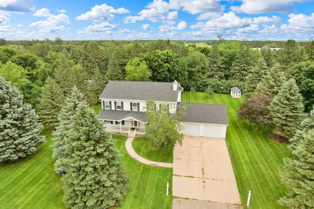 604 Pine Needle Drive Perham, MN 56573