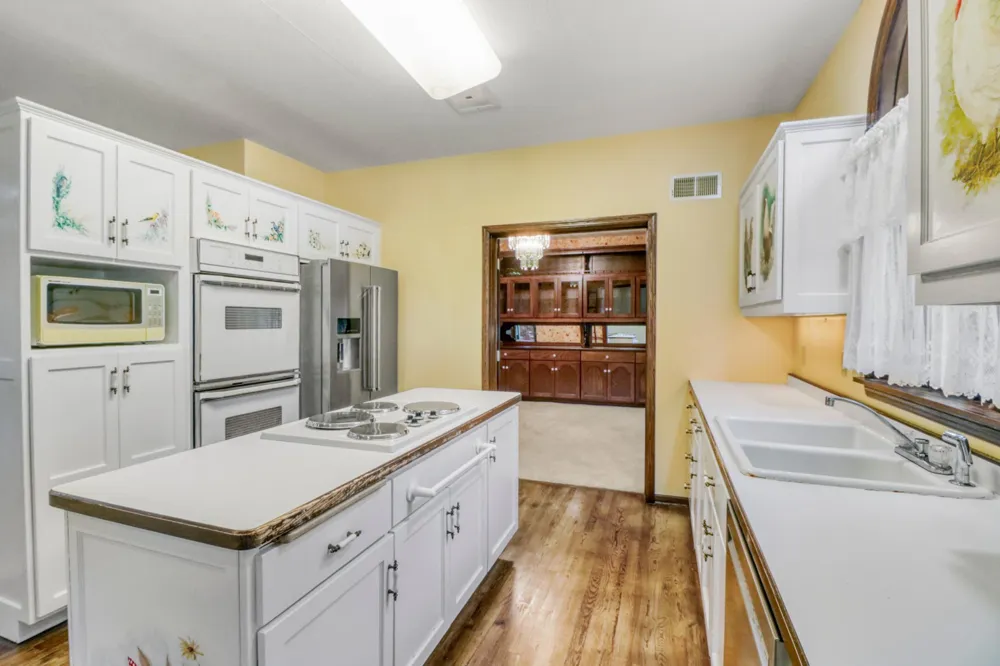 604 Pine Needle Drive Perham, MN 56573