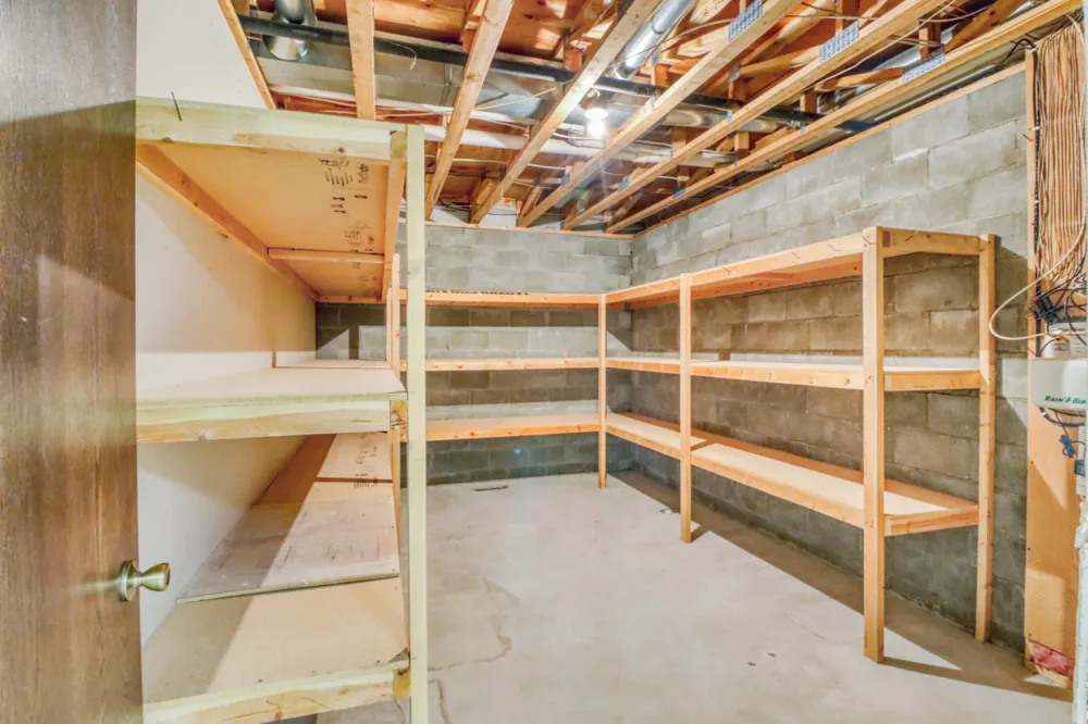 604 Pine Needle Drive Perham, MN 56573