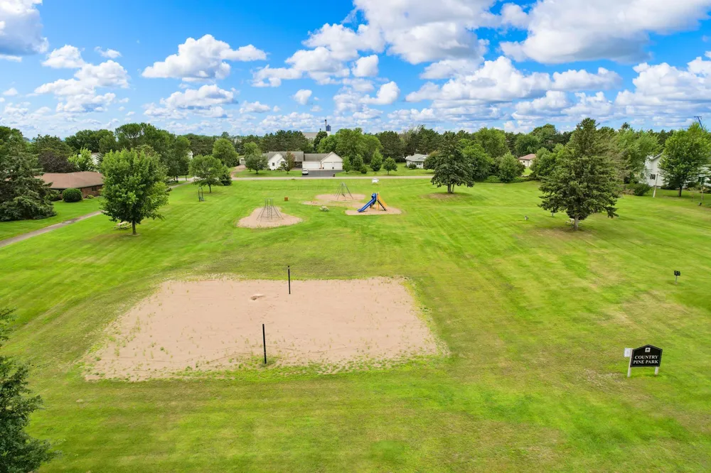 604 Pine Needle Drive Perham, MN 56573