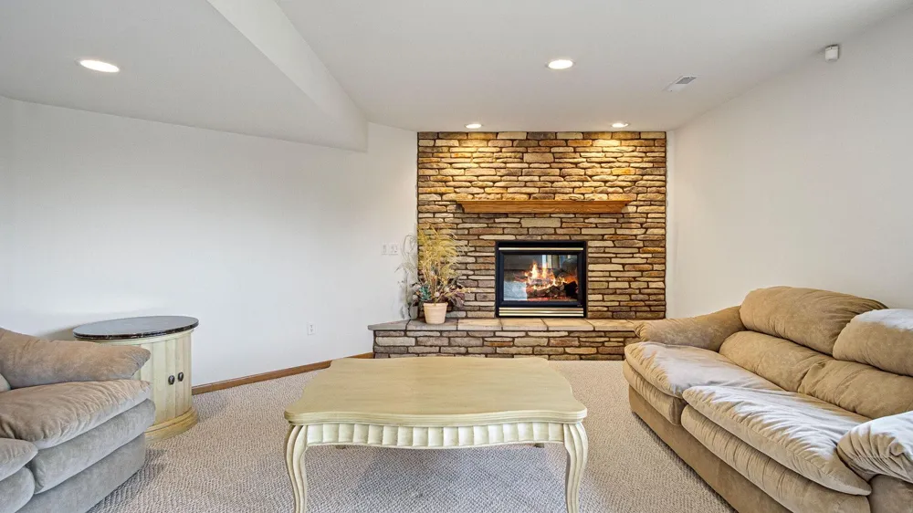 E5110 Interlachen Boulevard Eleva, WI 54738