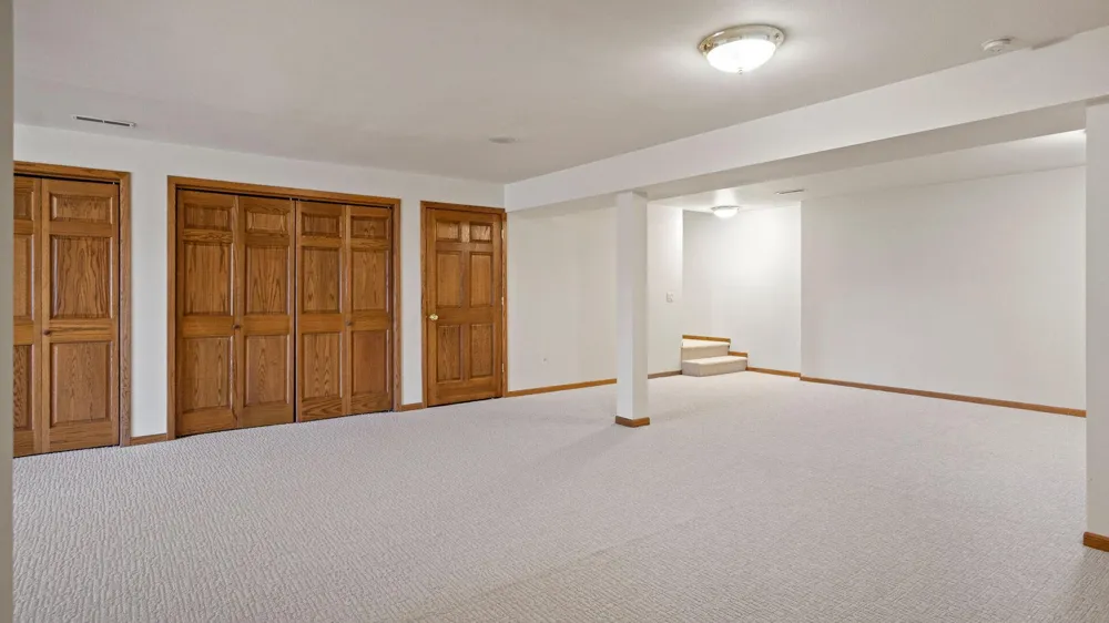 E5110 Interlachen Boulevard Eleva, WI 54738