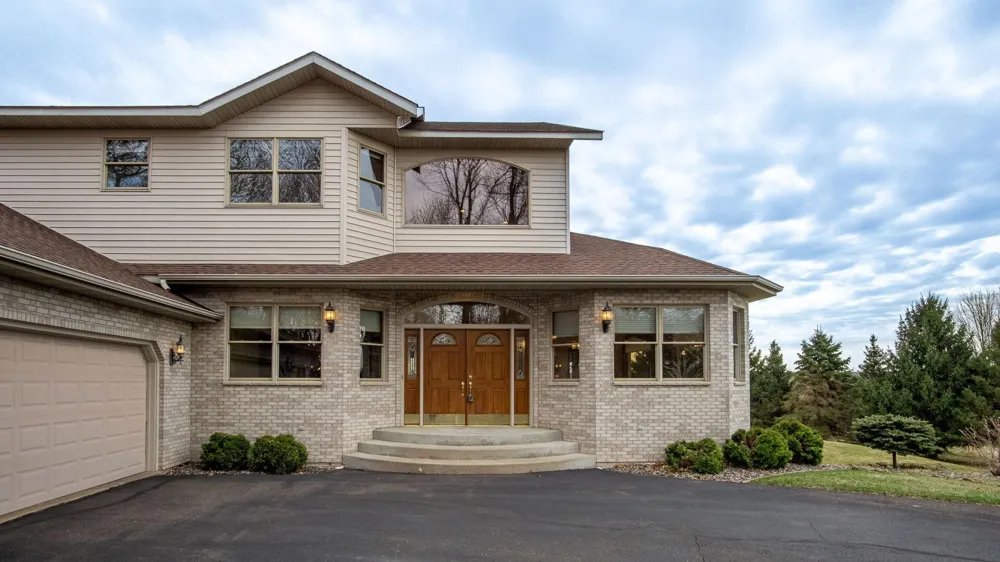E5110 Interlachen Boulevard Eleva, WI 54738