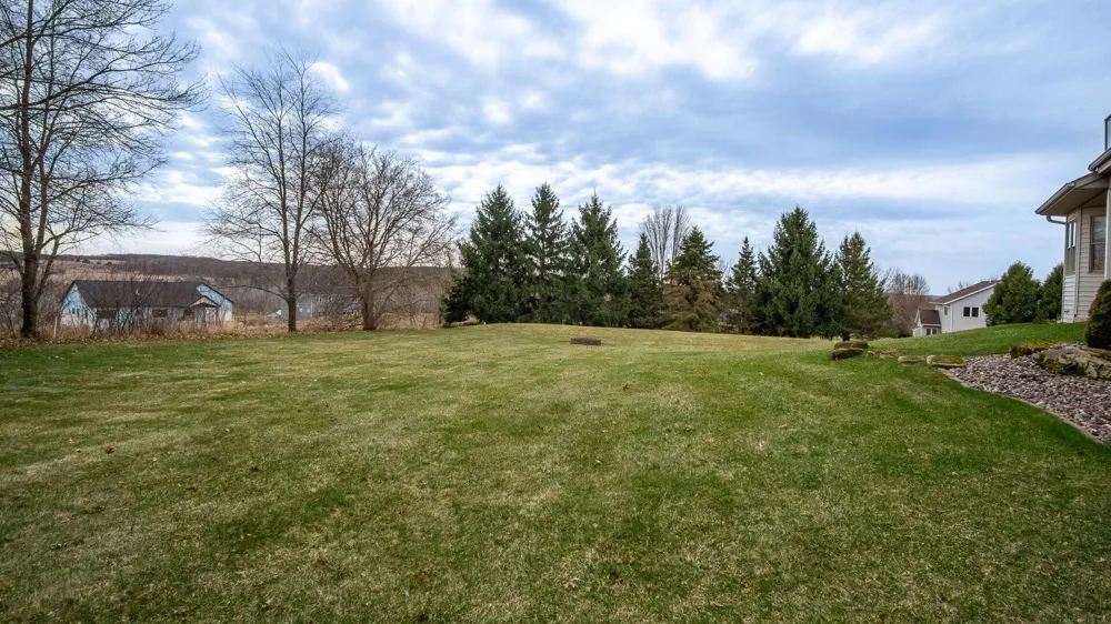 E5110 Interlachen Boulevard Eleva, WI 54738