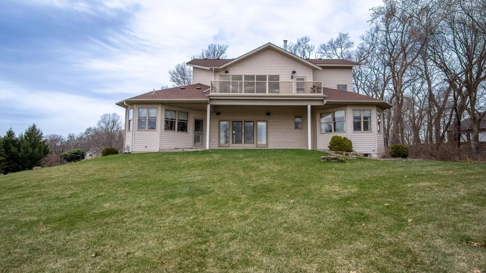 E5110 Interlachen Boulevard Eleva, WI 54738