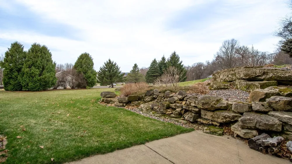 E5110 Interlachen Boulevard Eleva, WI 54738