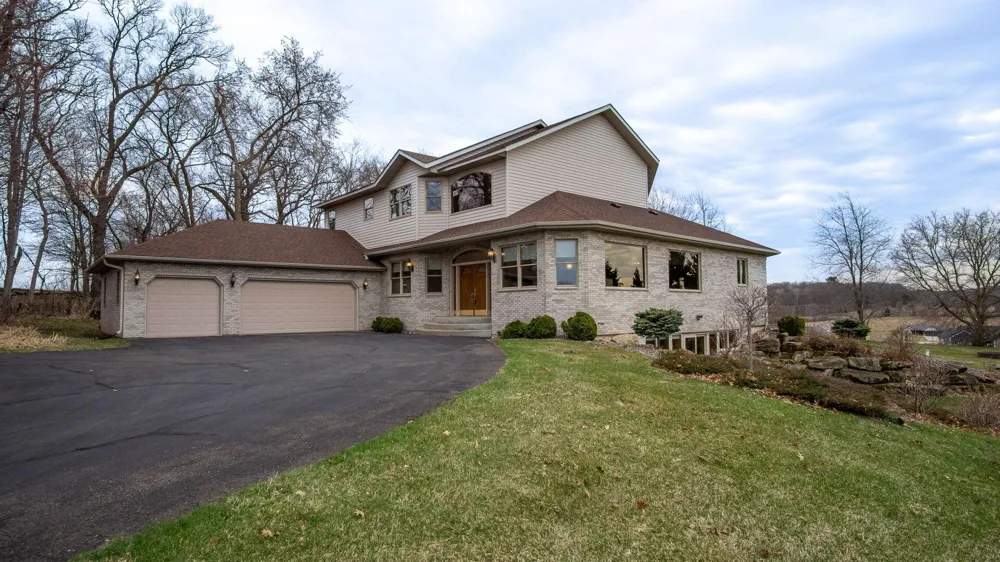 E5110 Interlachen Boulevard Eleva, WI 54738
