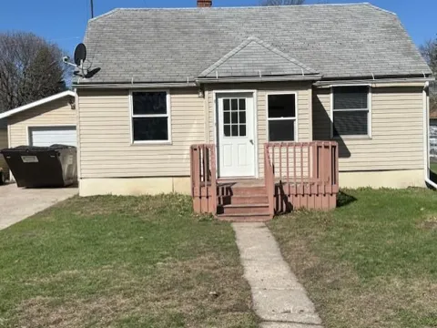 605 Columbia Avenue