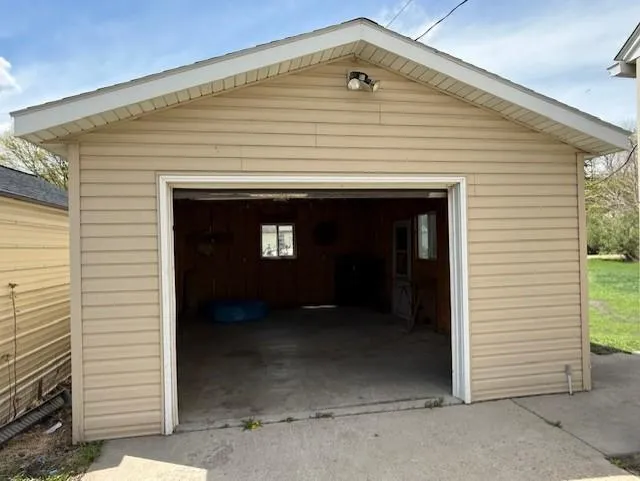 605 Columbia Avenue Fulda, MN 56131