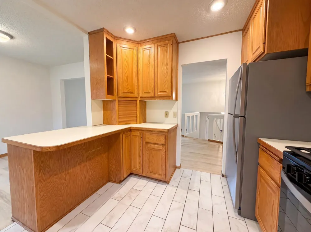 6475 Grandview Drive Eden Prairie, MN 55346