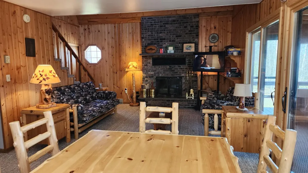 8582 W Graves Lake Road NE Remer, MN 56672