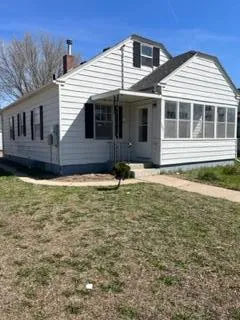 102 8th Street Windom, MN 56101