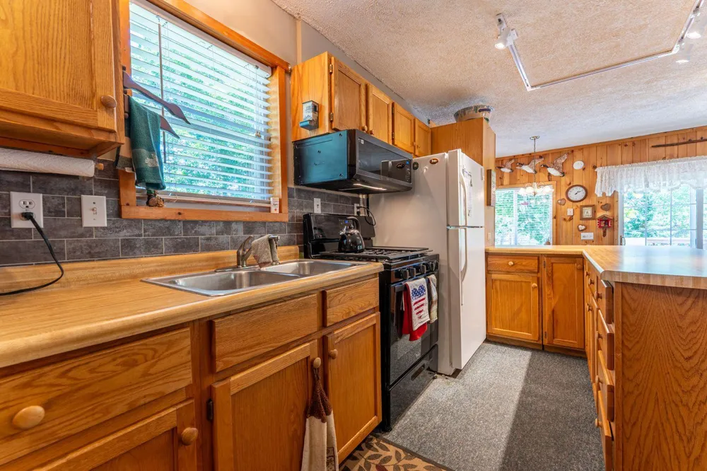 3609 Fectos Road Tower, MN 55790