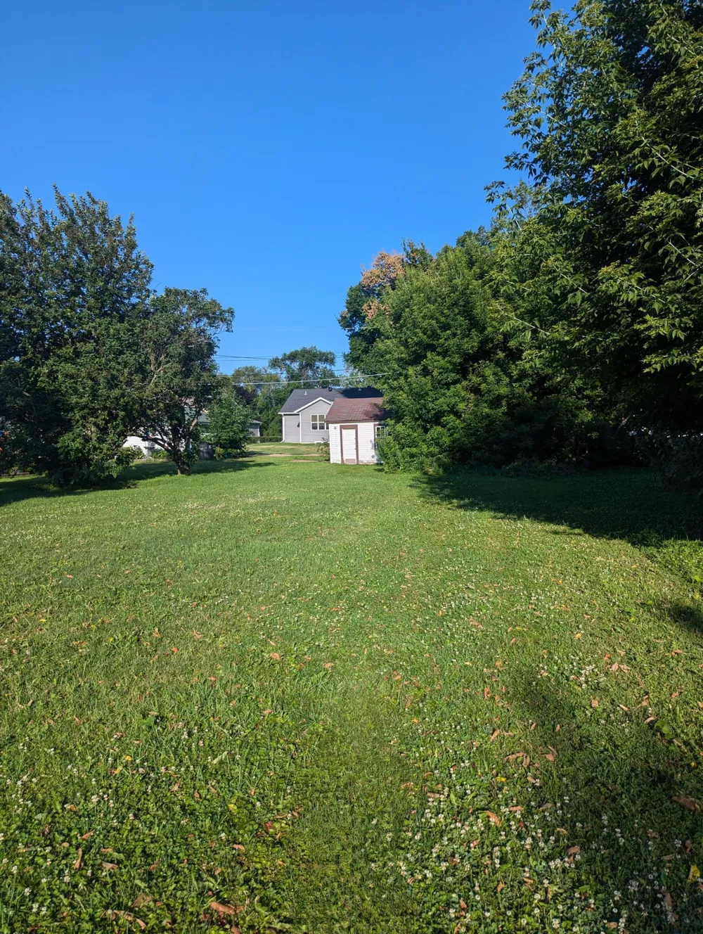 412 LANGER AVENUE S Casselton, ND 58012