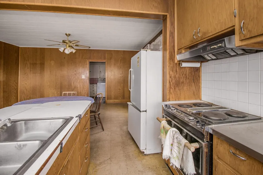 16827 Walden Avenue Hutchinson, MN 55350