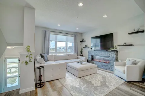4992 161st Street W